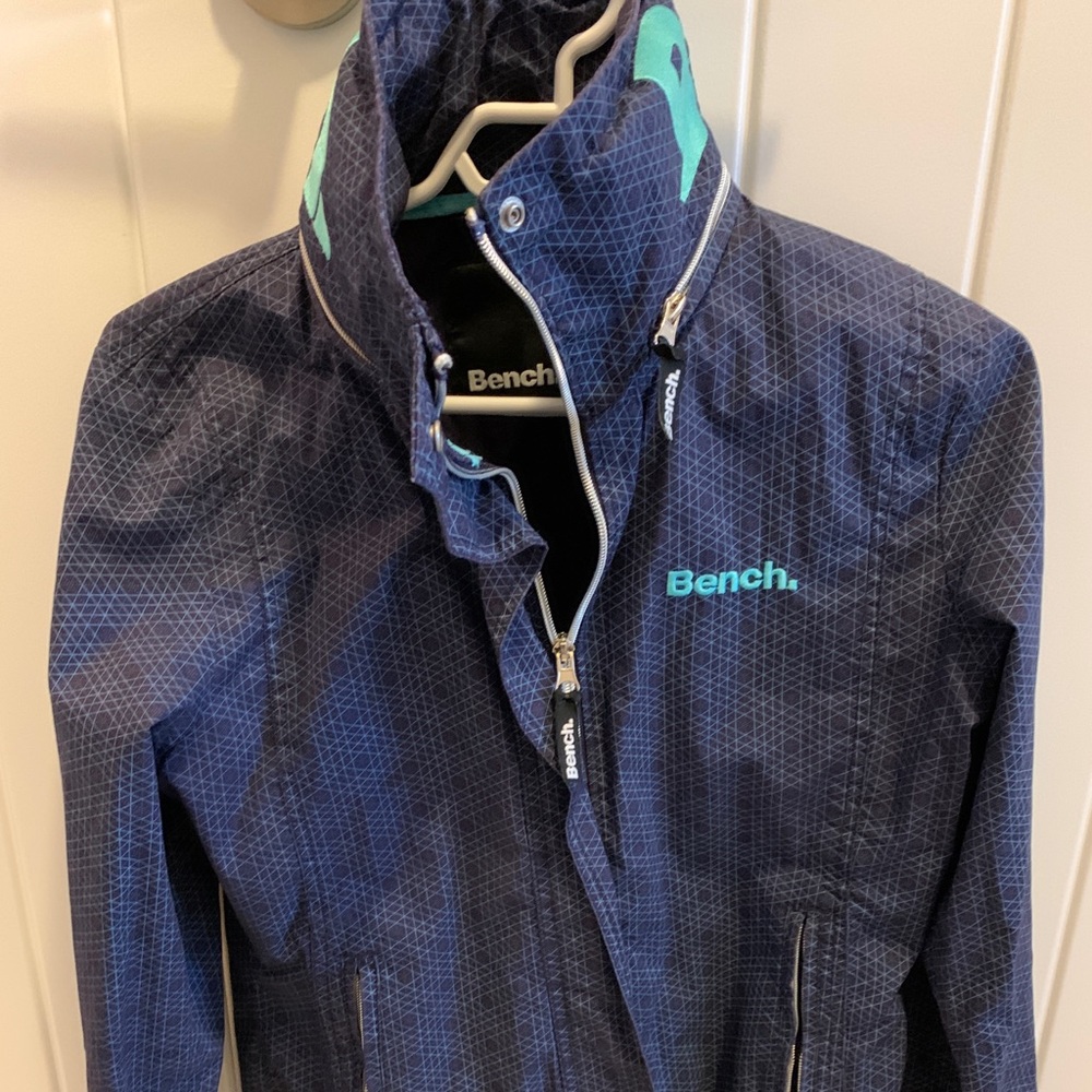 Bench jacket